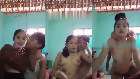 Bokep indo cantik viral ngewe di ruang tengah