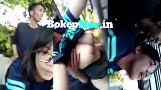 Bokep SMP viral mesum ngentot di Taman