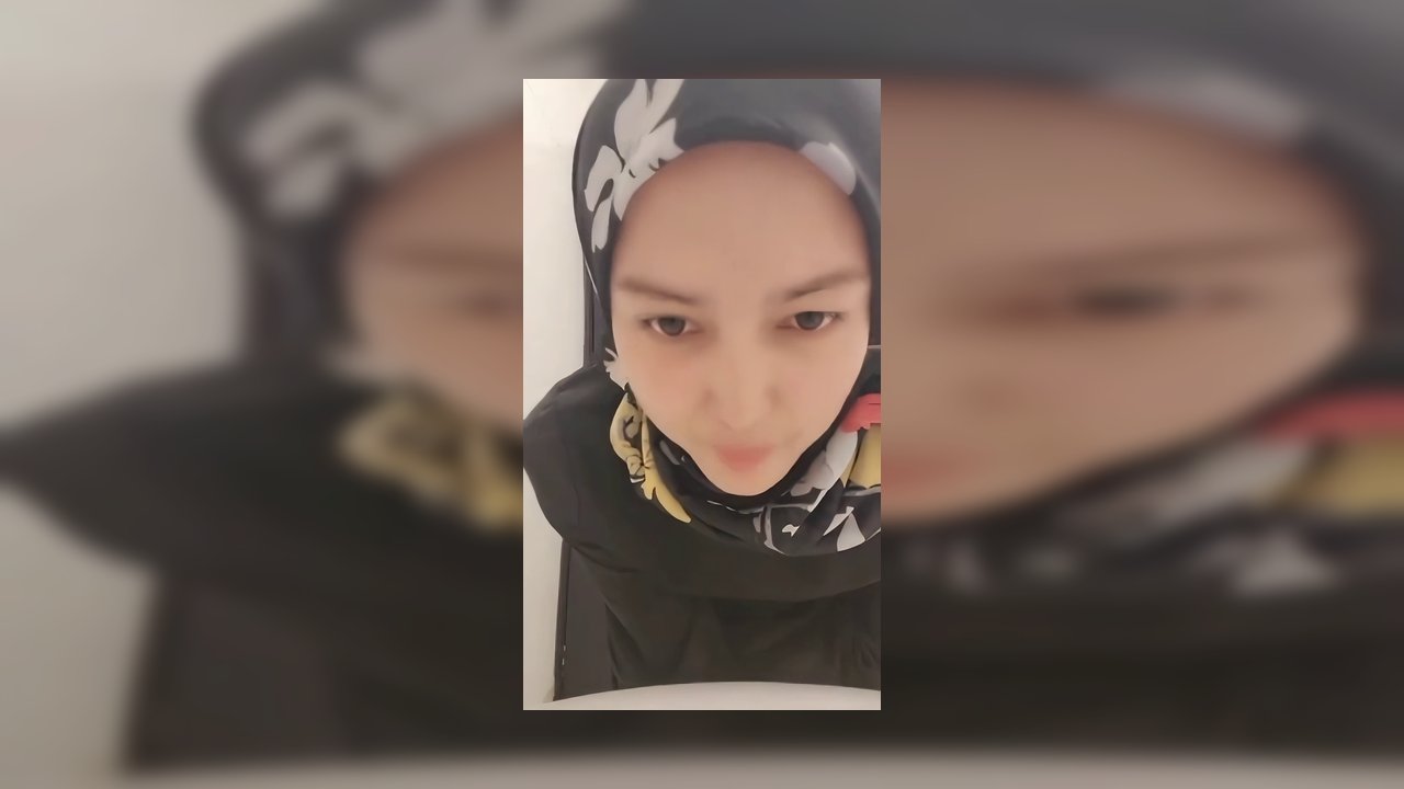 xHrYlX4LNY-Gl2VkrCYUK.mp4